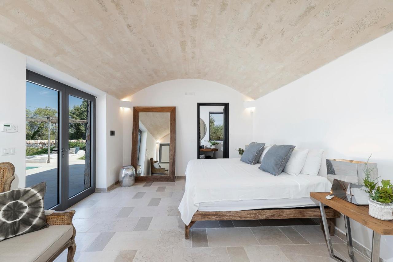 Trullo And Lamia Cinera Villa Cisternino Exterior photo